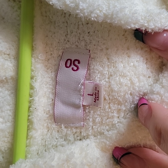 🆕️ SO Woman's Sweater Size Large - Picture 8 of 8